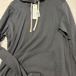 NWT Marine Layer Gray Sweatshirt Classic Pullover Design